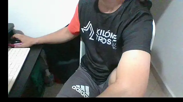 Gasparin32 online show from March 2026 07:59:01 PM