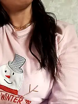 Snapshot of jijijoudia chatting on March 2025 02:40:01 PM jijijoudia online show from March 2025 02:40:01 PM