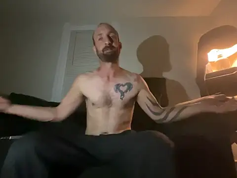 Snapshot of armdy371 chatting on October 2025 04:47:02 AM armdy371 online show from October 2025 04:47:02 AM