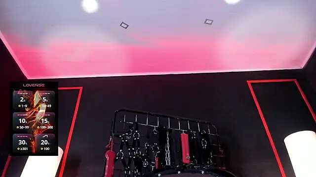 Carolina Arias online show from April 2026 08:04:02 PM