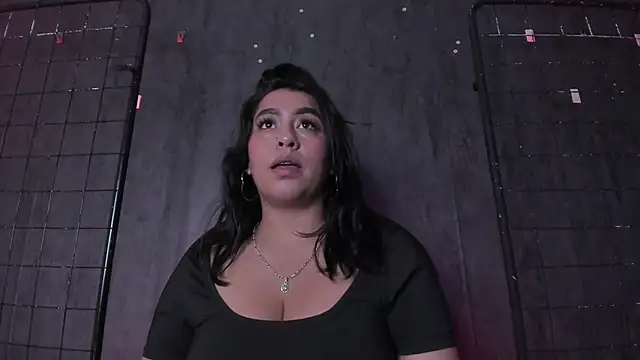 Carolina Arias online show from October 2025 08:10:02 PM