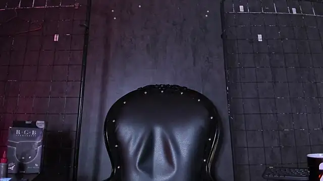 Carolina Arias online show from December 2025 07:55:02 PM