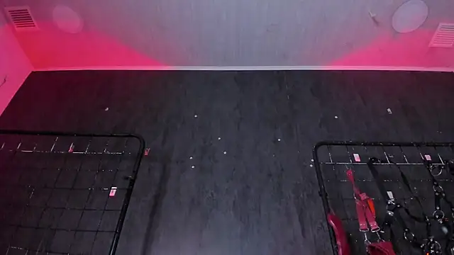 Carolina Arias online show from October 2025 08:09:01 PM