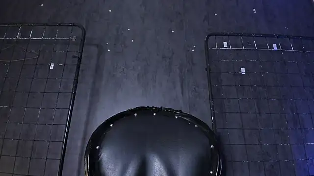 Carolina Arias online show from December 2025 08:08:02 PM