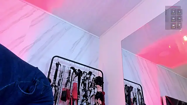 Carolina Arias online show from February 2026 04:51:02 PM