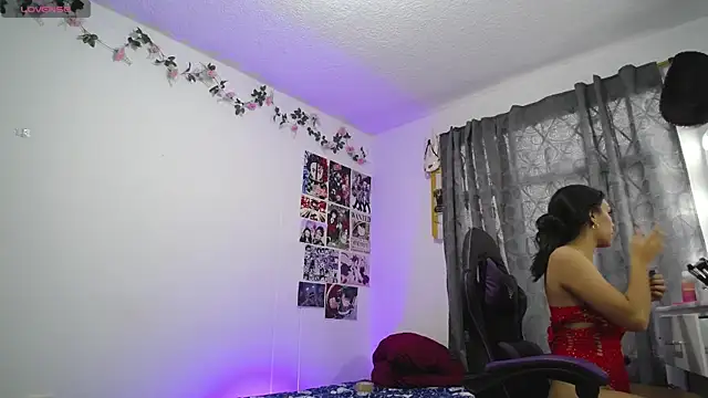 Snapshot of Isa_Martinez18 chatting on December 2024 07:43:02 PM Isa Martinez18 online show from December 2024 07:43:02 PM