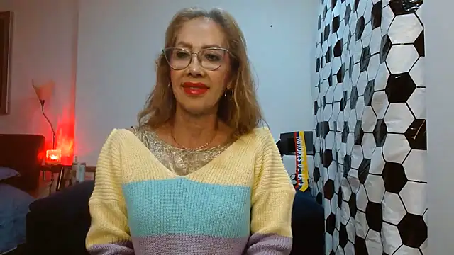 Snapshot of Canelita28 chatting on June 2026 12:39:01 AM Canelita28 online show from June 2026 12:39:01 AM