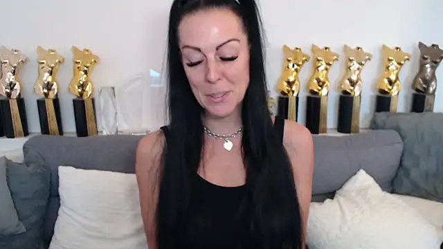 Snapshot of Texas_Patti chatting on December 2024 09:44:02 AM Texas Patti online show from December 2024 09:44:02 AM