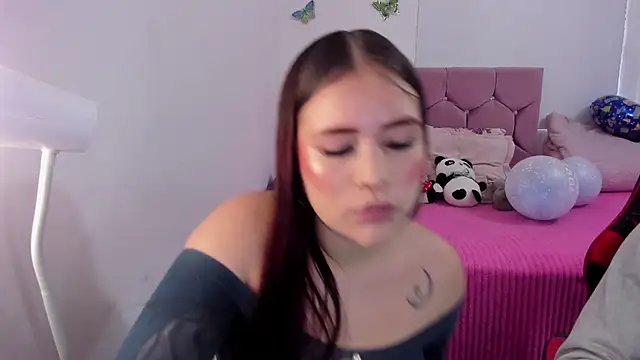 Snapshot of hotbbc_wife chatting on October 2025 09:16:01 PM hotbbc wife online show from October 2025 09:16:01 PM