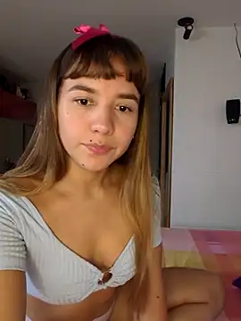 Sofiapeachh online show from March 2025 05:17:02 AM