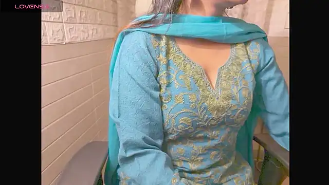 Snapshot of Your_Sassy_Goddess chatting on November 2025 05:38:02 PM Your Sassy Goddess online show from November 2025 05:38:02 PM