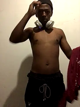 Snapshot of thekidrose chatting on December 2025 05:39:02 AM thekidrose online show from December 2025 05:39:02 AM