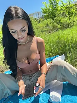 AmandaBby03 online show from April 2026 09:39:02 AM