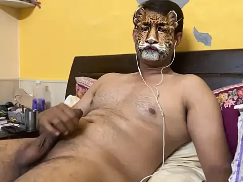 Snapshot of urbrownbunny chatting on March 2026 05:57:02 PM urbrownbunny online show from March 2026 05:57:02 PM