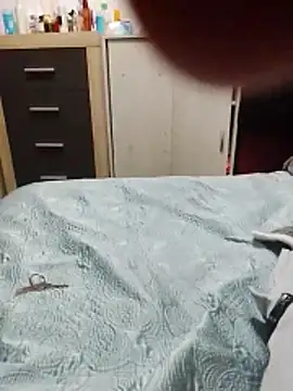 Arielmende online show from February 2026 09:37:02 PM