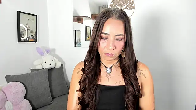 electra hunt online show from April 2026 02:29:01 AM