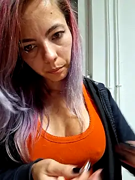 allinqueen online show from October 2025 01:55:02 AM
