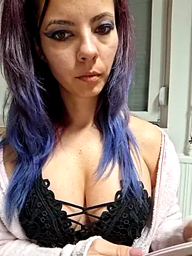 allinqueen online show from February 2026 09:16:01 PM