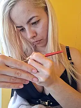 allinqueen online show from April 2026 10:27:02 AM