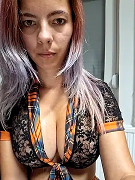 allinqueen online show from October 2025 11:25:02 PM