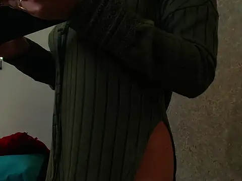 AliciaChelios online show from April 2026 01:17:02 AM