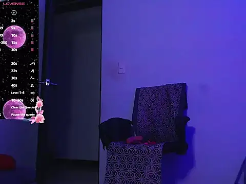 AliciaChelios online show from April 2026 03:30:01 AM