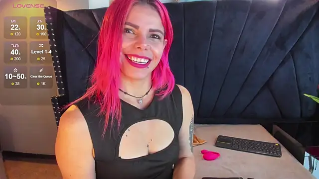 NIKI SANTANA online show from September 2025 03:57:01 AM