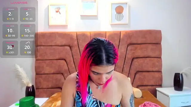NIKI SANTANA online show from March 2025 04:03:01 AM