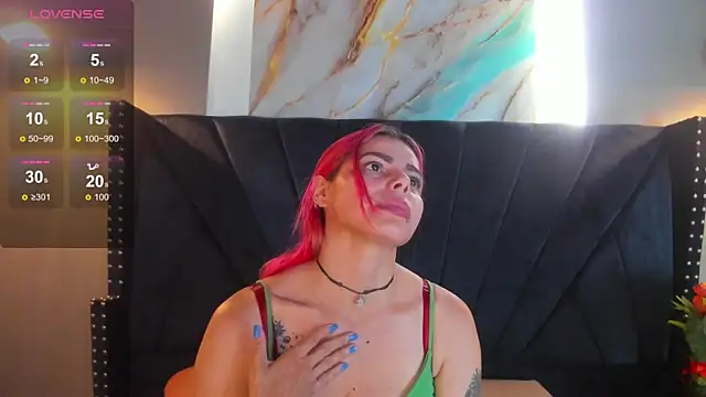 NIKI SANTANA online show from October 2025 03:40:02 AM