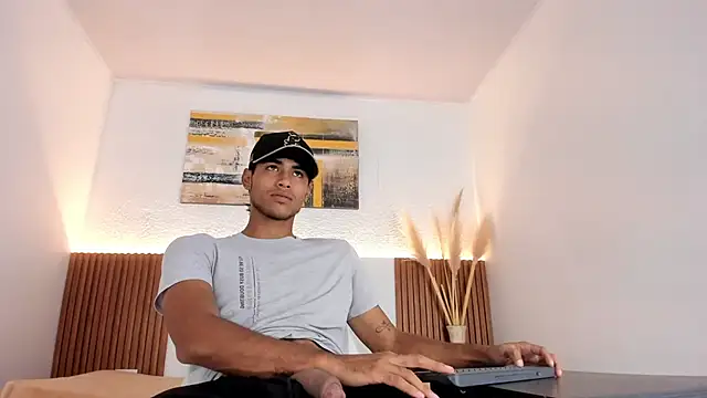 zander 2120 online show from March 2026 01:00:01 PM