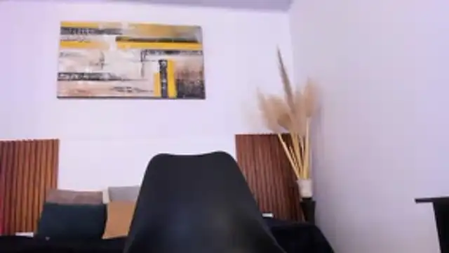 Snapshot of zander_2120 chatting on October 2025 01:43:02 PM zander 2120 online show from October 2025 01:43:02 PM