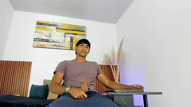 Snapshot of zander_2120 chatting on November 2025 01:00:02 PM zander 2120 online show from November 2025 01:00:02 PM