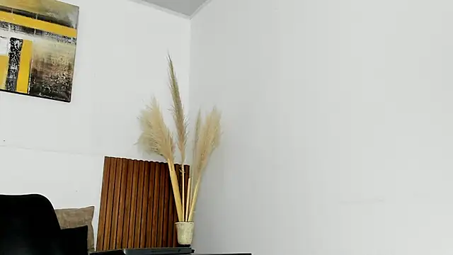 Snapshot of zander_2120 chatting on October 2025 01:20:01 PM zander 2120 online show from October 2025 01:20:01 PM