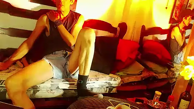 laye19 online show from February 2026 04:43:01 AM