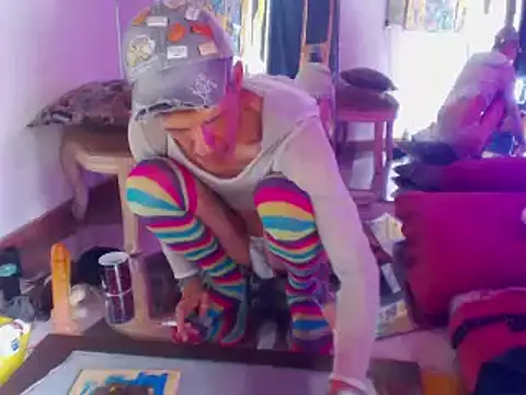 laye19 online show from February 2025 06:37:02 PM