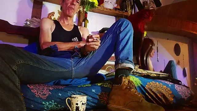 laye19 online show from May 2026 02:43:02 AM