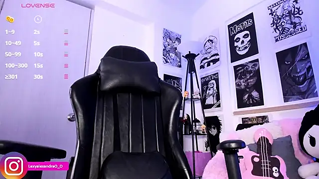 Lexyjoycce online show from February 2026 09:06:02 PM