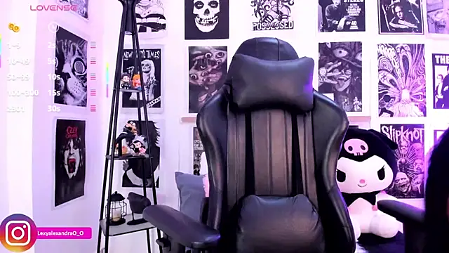 Lexyjoycce online show from September 2025 09:21:02 PM