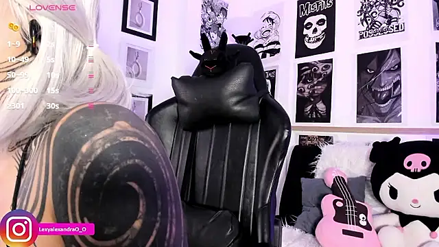 Lexyjoycce online show from January 2026 09:09:02 PM