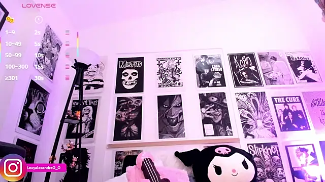 Lexyjoycce online show from October 2025 09:18:02 PM