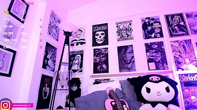 Lexyjoycce online show from November 2025 09:04:01 PM