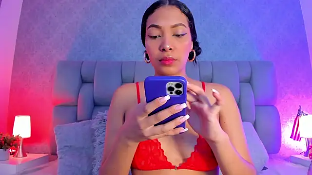 Snapshot of KarolRojas_ chatting on March 2025 03:30:02 AM KarolRojas online show from March 2025 03:30:02 AM