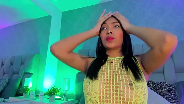 Snapshot of KarolRojas_ chatting on March 2025 03:29:01 AM KarolRojas online show from March 2025 03:29:01 AM