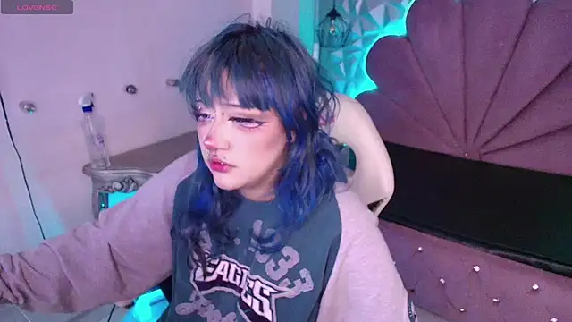 toky doll online show from October 2025 12:11:01 AM