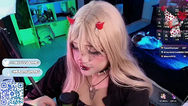Snapshot of toky_doll chatting on June 2026 06:52:02 AM toky doll online show from June 2026 06:52:02 AM