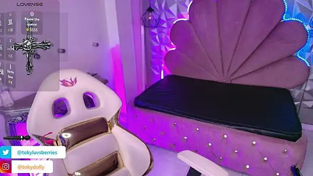 toky doll online show from October 2025 09:26:02 PM