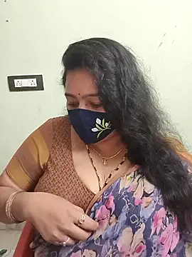 neelu-hoty online show from April 2026 03:51:02 PM