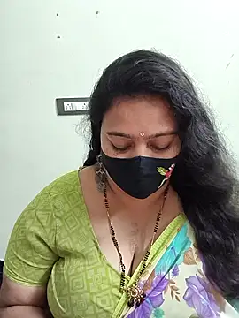 neelu-hoty online show from February 2026 05:01:01 PM