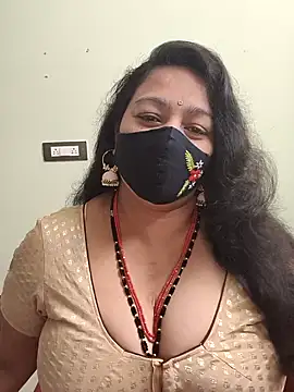 neelu-hoty online show from October 2025 12:17:02 PM