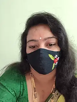 neelu-hoty online show from October 2025 12:39:01 PM